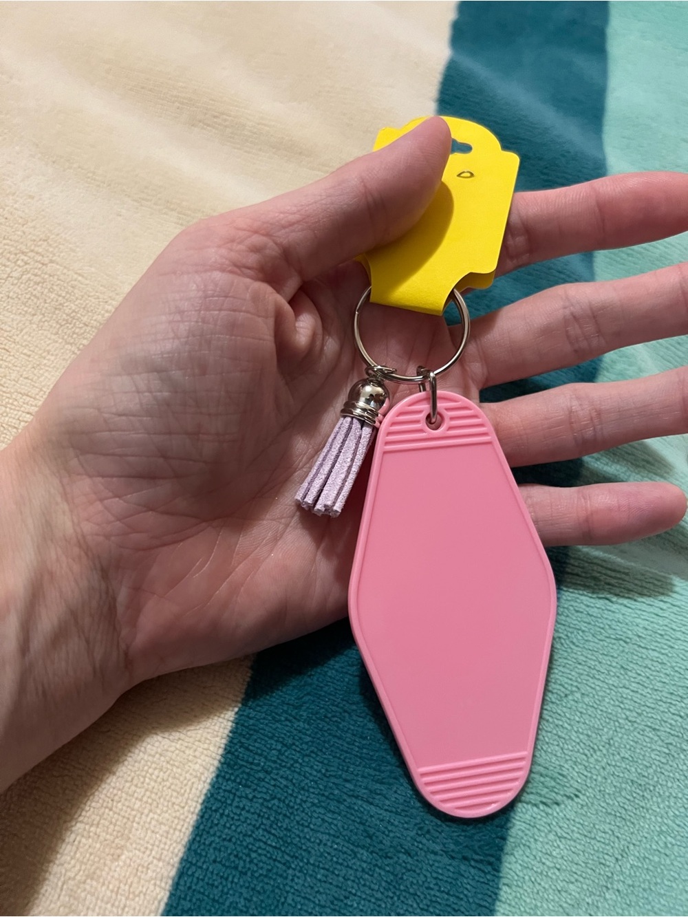 Little Bat Keychain 🦇 - Picture 3 of 5
